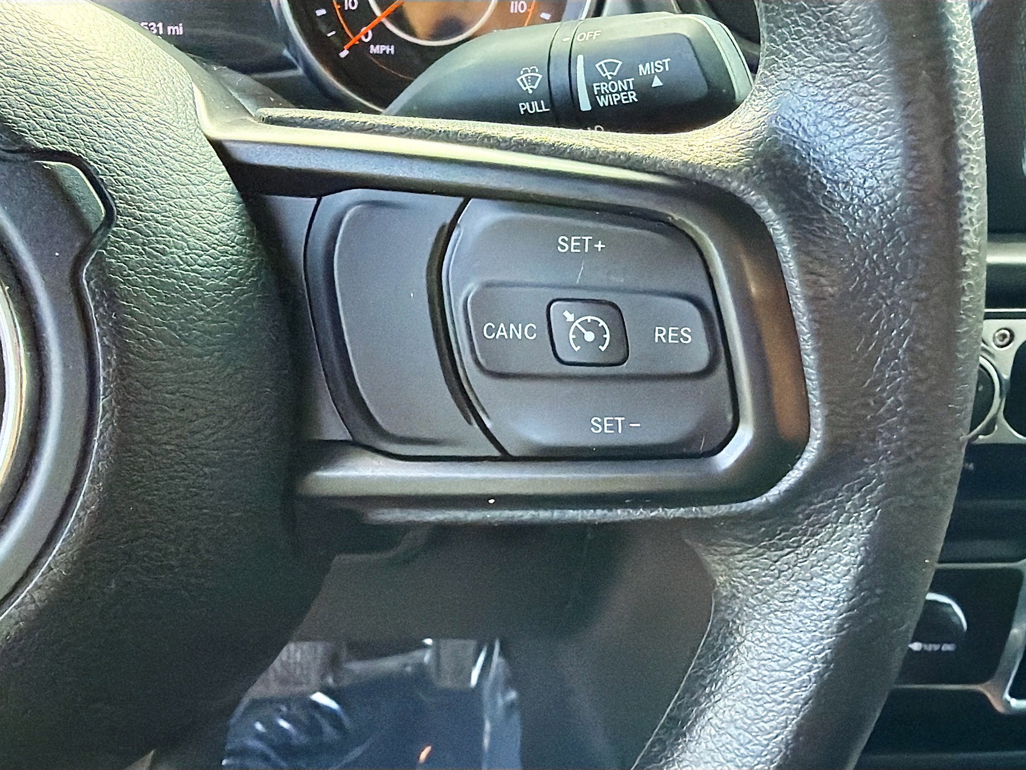 Used 2022 Jeep Gladiator Sport image 37