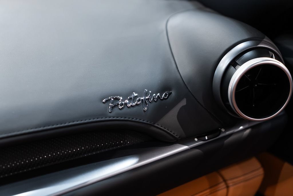 Certified 2020 Ferrari Portofino RWD image 47