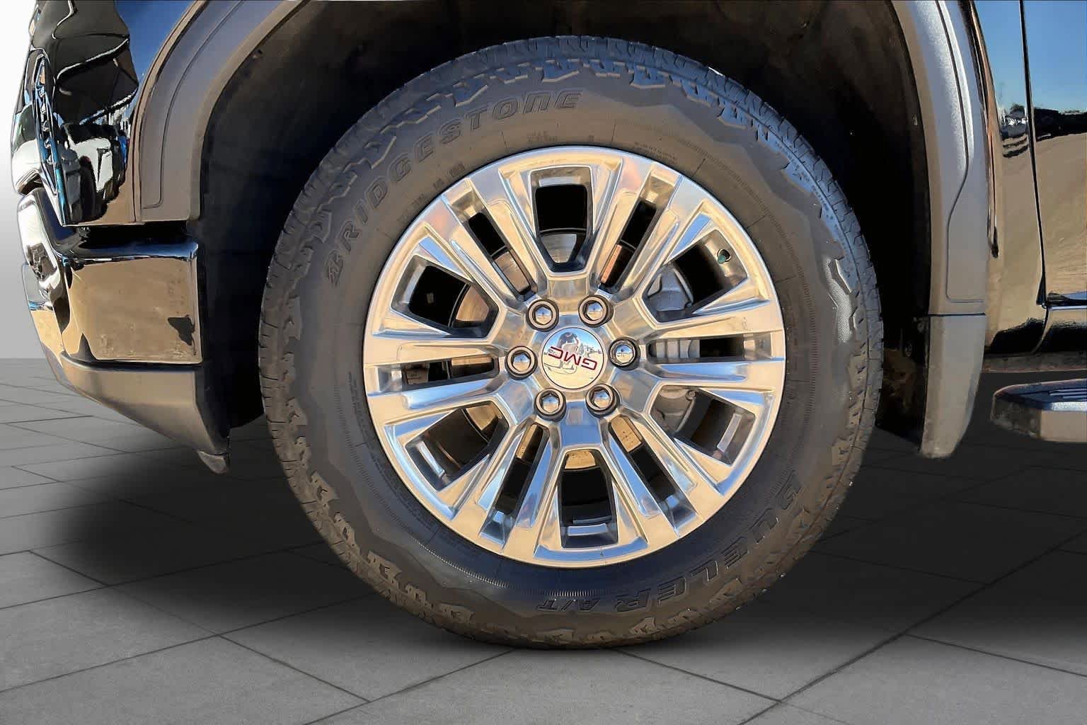 Used 2023 GMC Sierra 1500 Denali AWD/4WD image 12