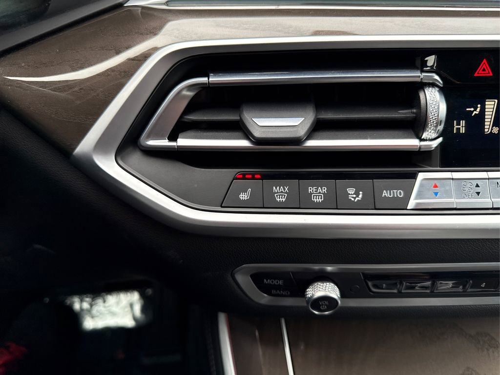 Used 2022 BMW X5 xDrive40i w/ Climate Comfort Package image 35