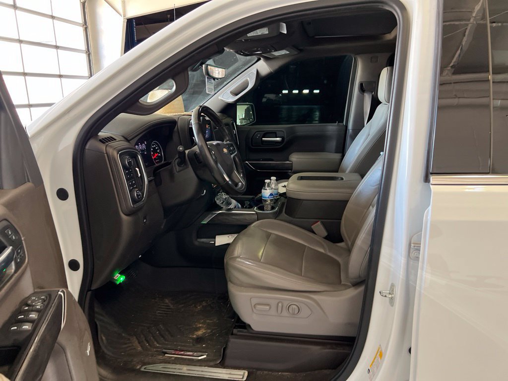 Used 2020 Chevrolet Silverado 1500 LTZ w/ LTZ Plus Package AWD/4WD image 5