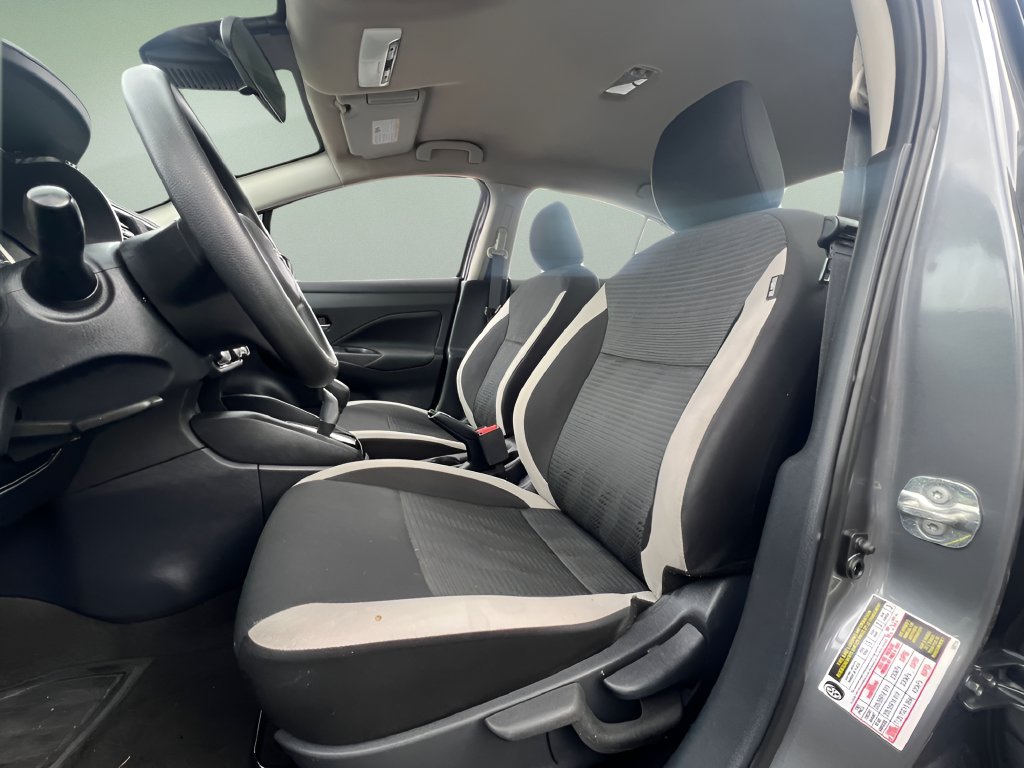 Used 2021 Nissan Versa SV FWD image 22