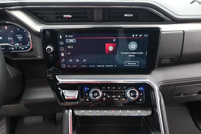 Used 2024 GMC Sierra 1500 Denali w/ Technology Package AWD/4WD image 8