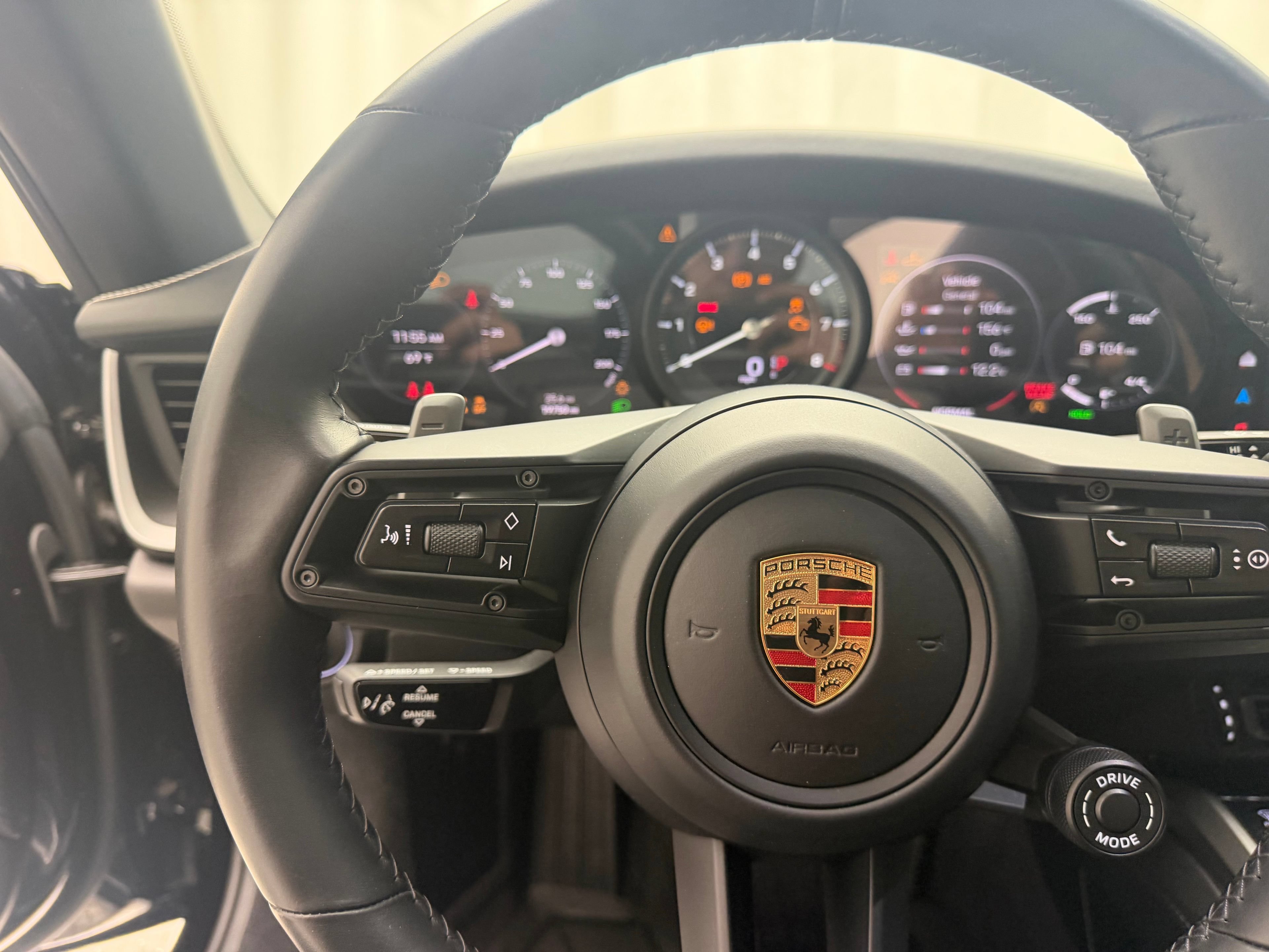 Used 2024 Porsche 911 Targa 4S AWD/4WD image 23