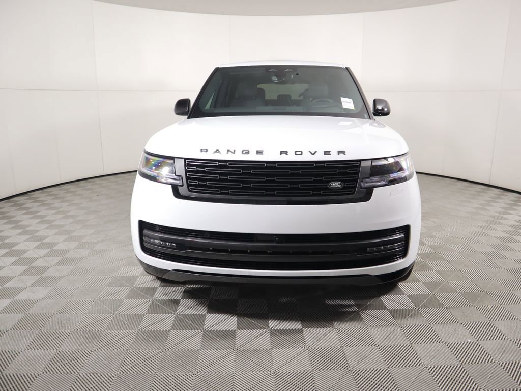 New 2026 Land Rover Range Rover SE image 2