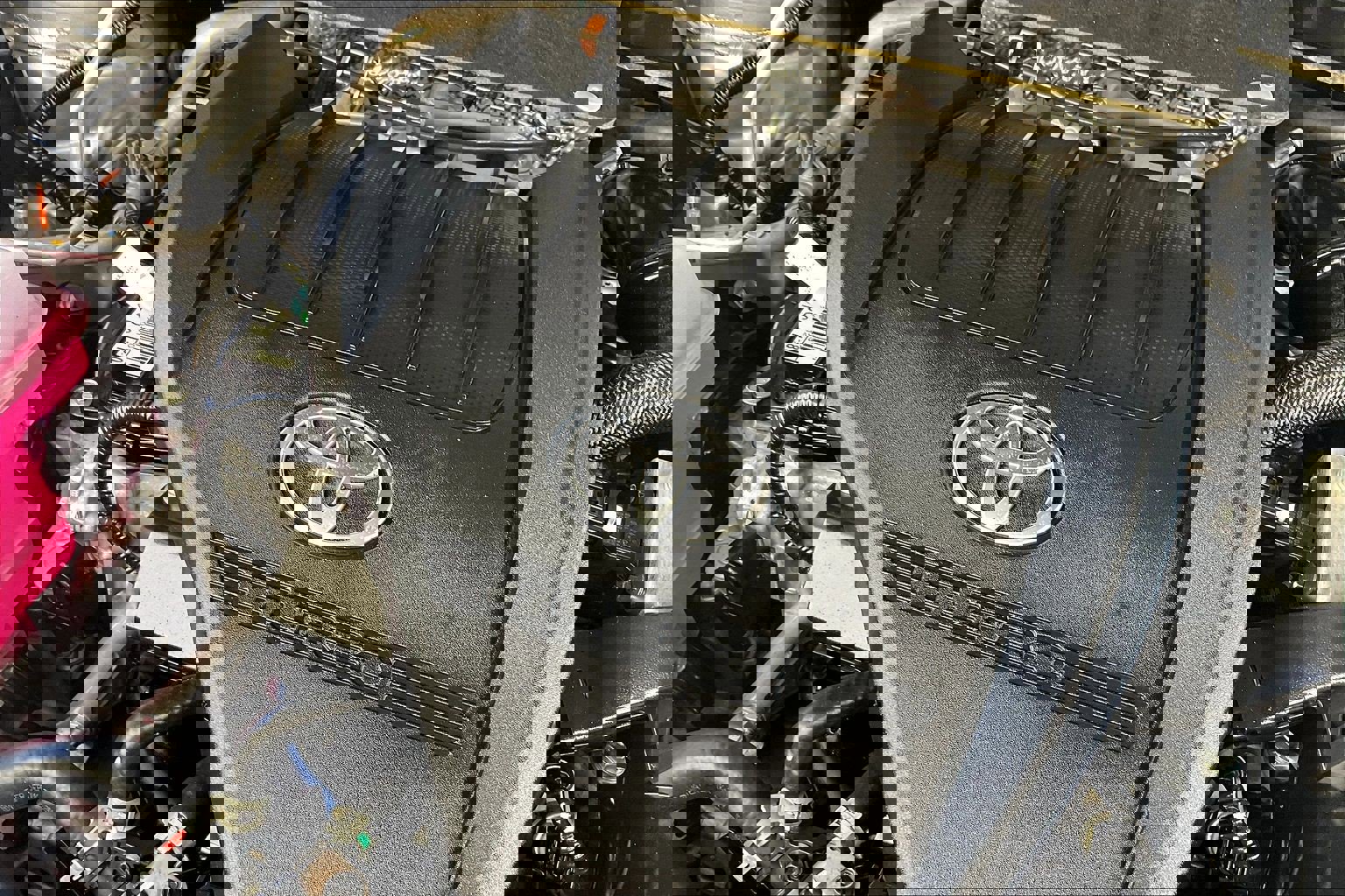 Used 2024 Toyota Highlander LE image 36