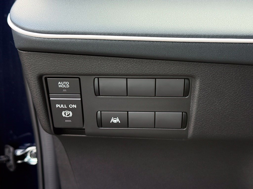 New 2026 Nissan Leaf FWD image 17