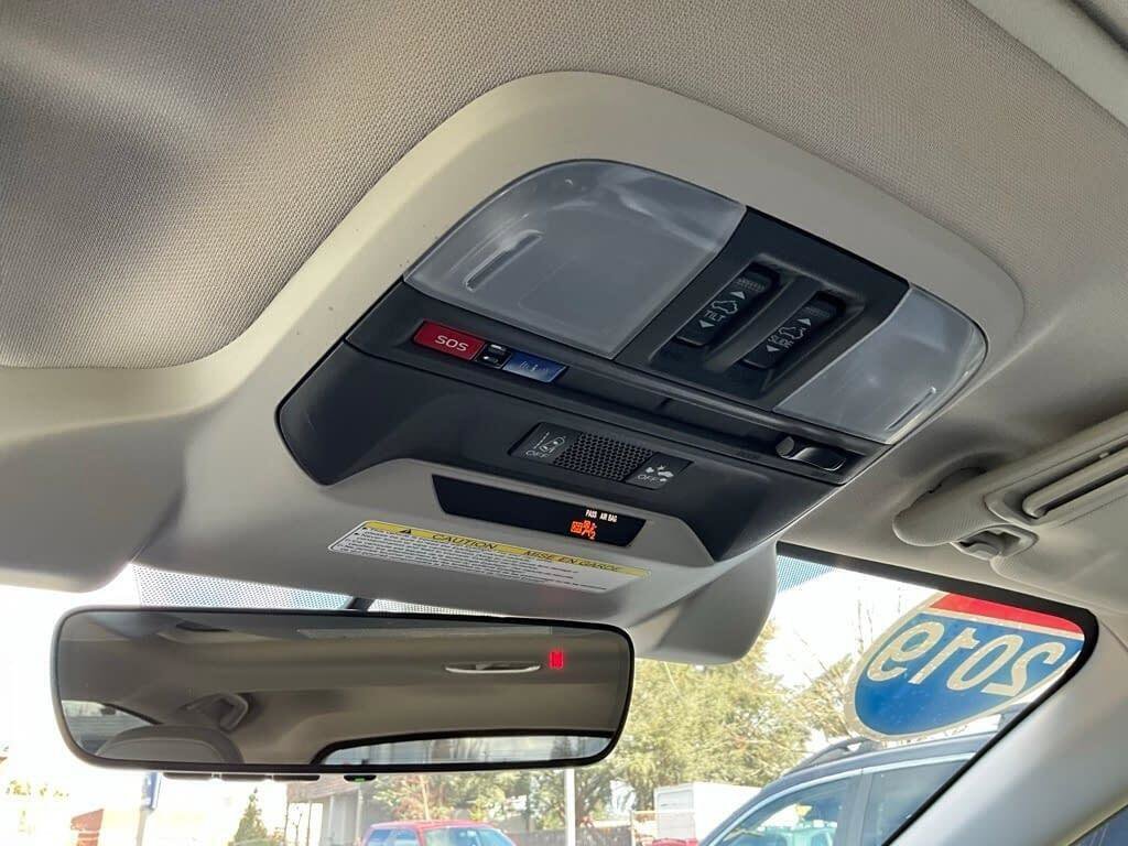 Used 2019 Subaru Crosstrek 2.0i Limited w/ Moonroof Package w/Navigation image 15