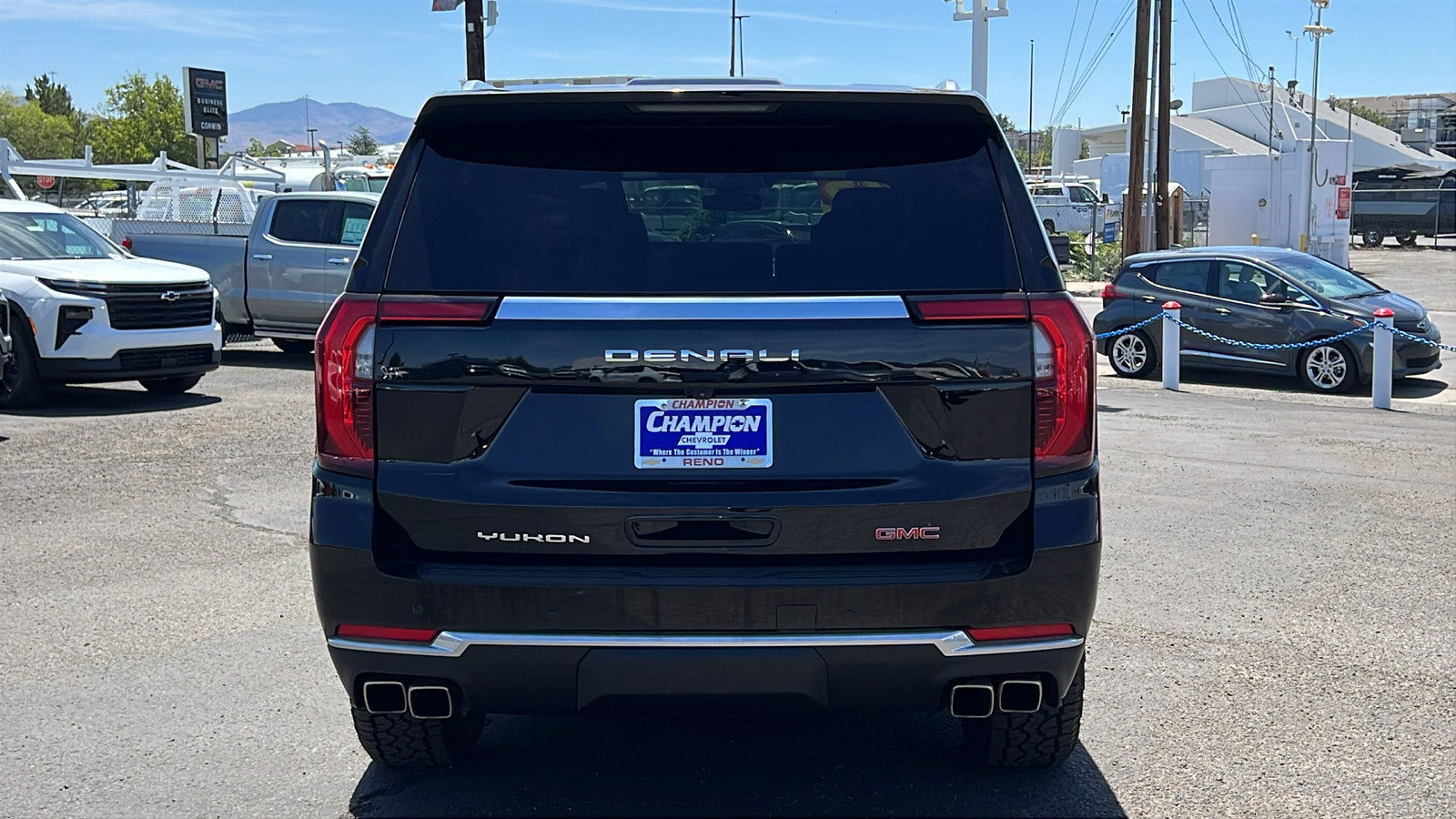 Certified 2025 GMC Yukon XL Denali AWD/4WD image 6