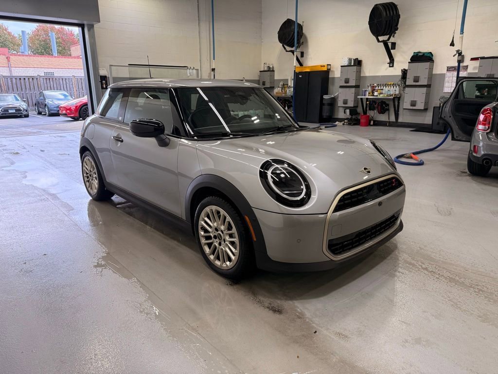 Used 2025 MINI Cooper S image 7