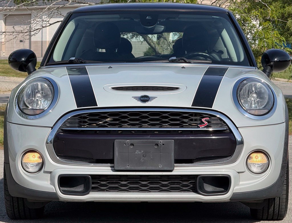 Used 2019 MINI Cooper S w/ Signature Upholstery Package FWD image 8