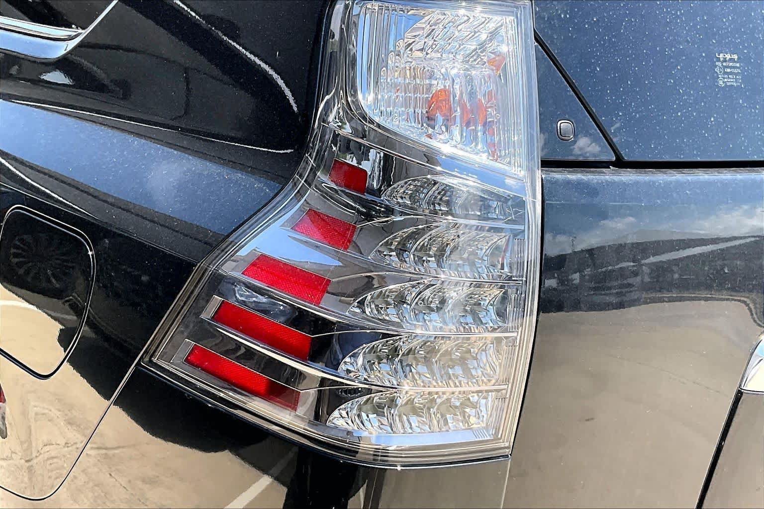 Used 2023 Lexus GX 460 Premium w/ Premium Package AWD/4WD image 28