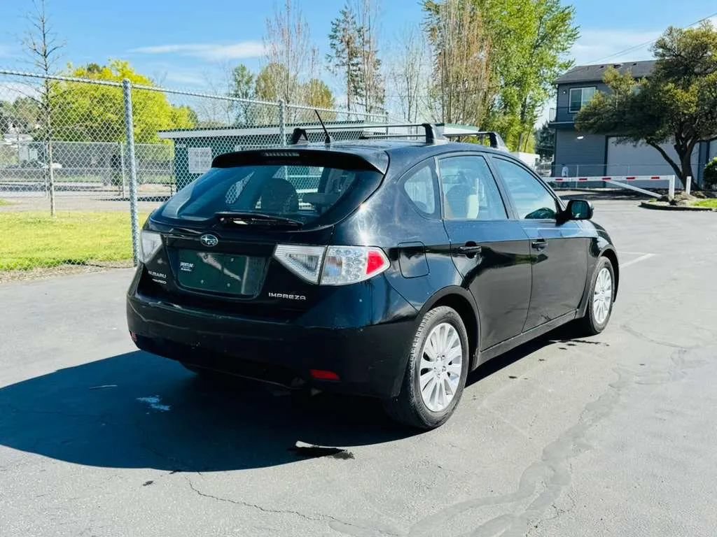 Used 2011 Subaru Impreza 2.5i Premium w/ PWR Moonroof Value Pkg AWD/4WD image 5