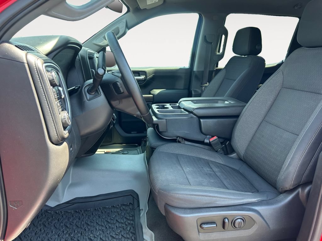Used 2019 Chevrolet Silverado 1500 RST w/ All-Star Edition AWD/4WD image 9