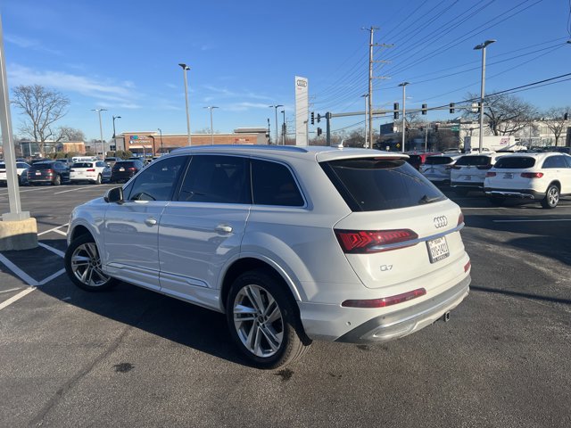 Used 2023 Audi Q7 2.0T Premium w/ Convenience Package image 4