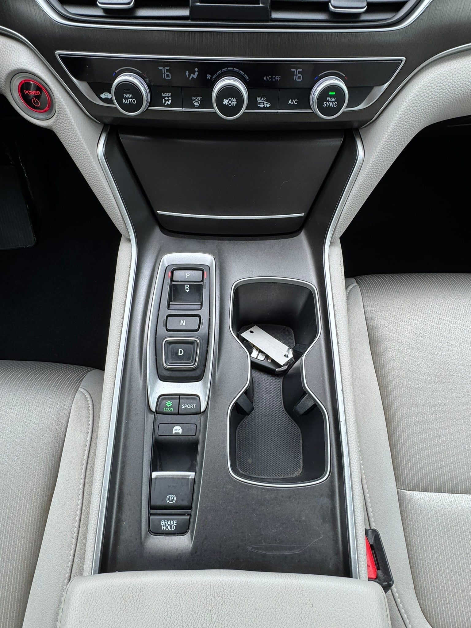 Used 2018 Honda Accord Hybrid image 16