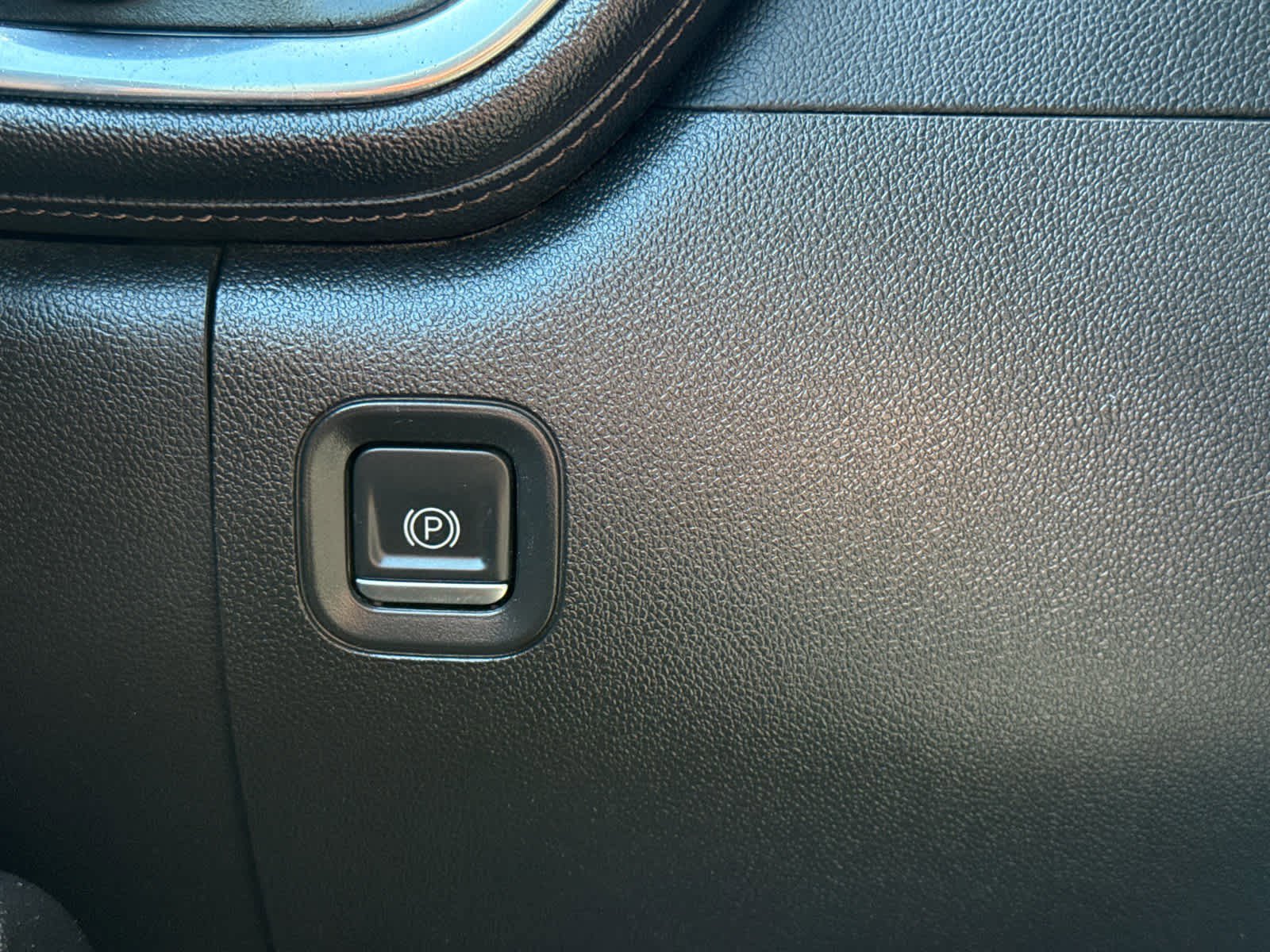 Used 2023 Chevrolet Silverado 2500 LT w/ Convenience Package image 29