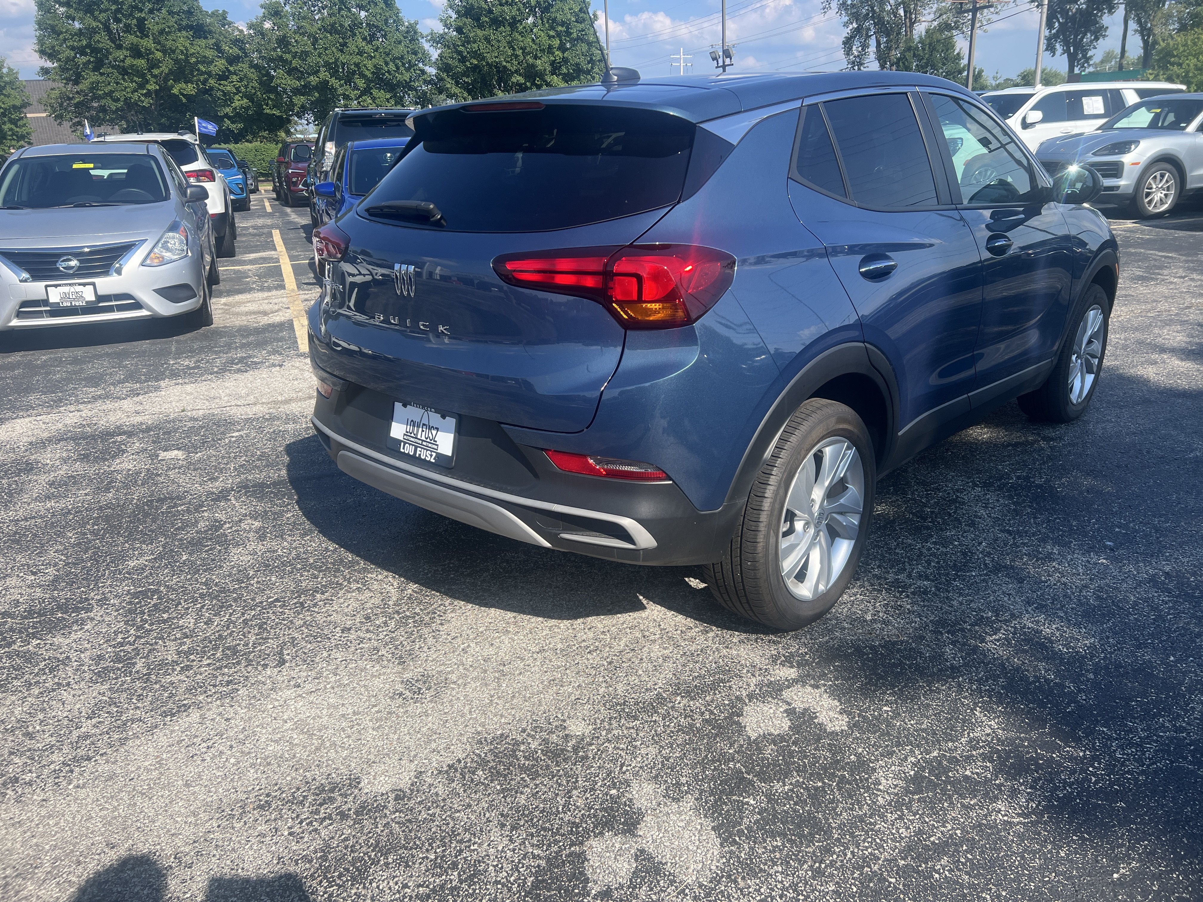 Used 2024 Buick Encore GX Preferred AWD/4WD image 7