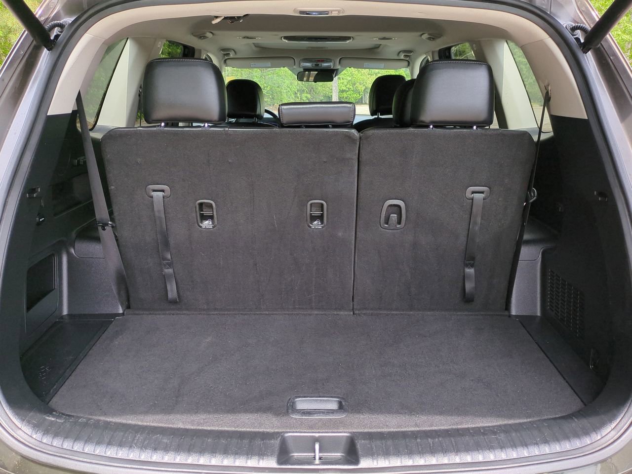 Used 2025 Kia Telluride S FWD image 13