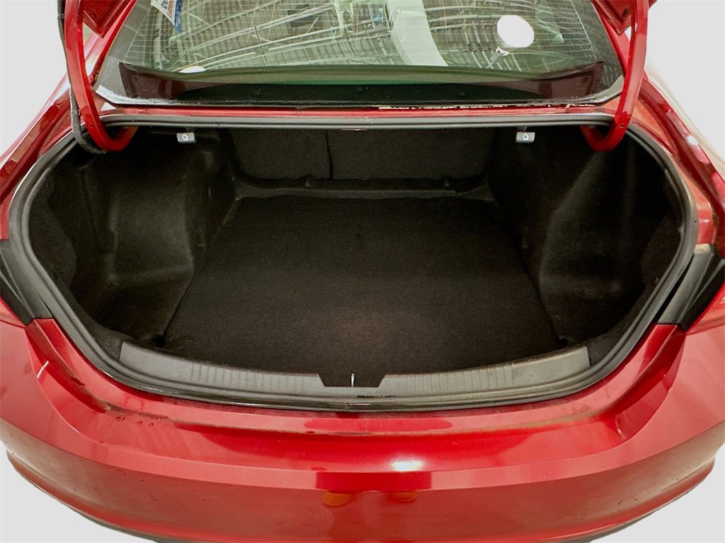 Used 2016 Chevrolet Malibu LT image 26