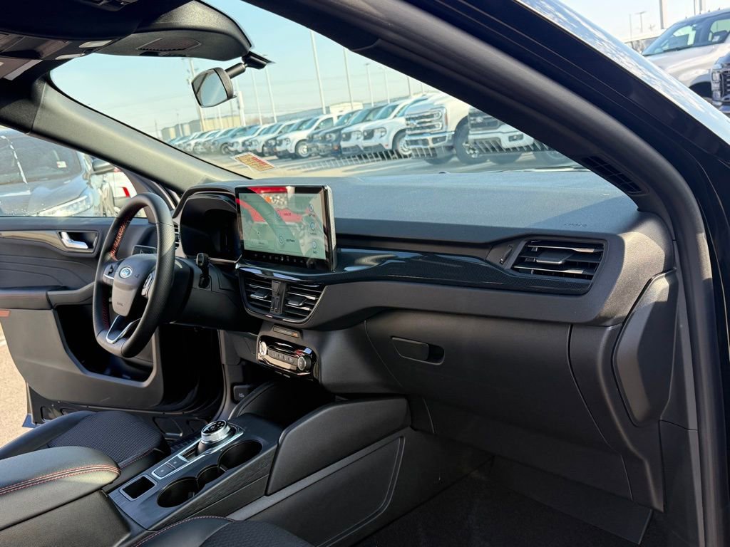 New 2026 Ford Escape ST-Line w/ Tech Pack #1 FWD image 14