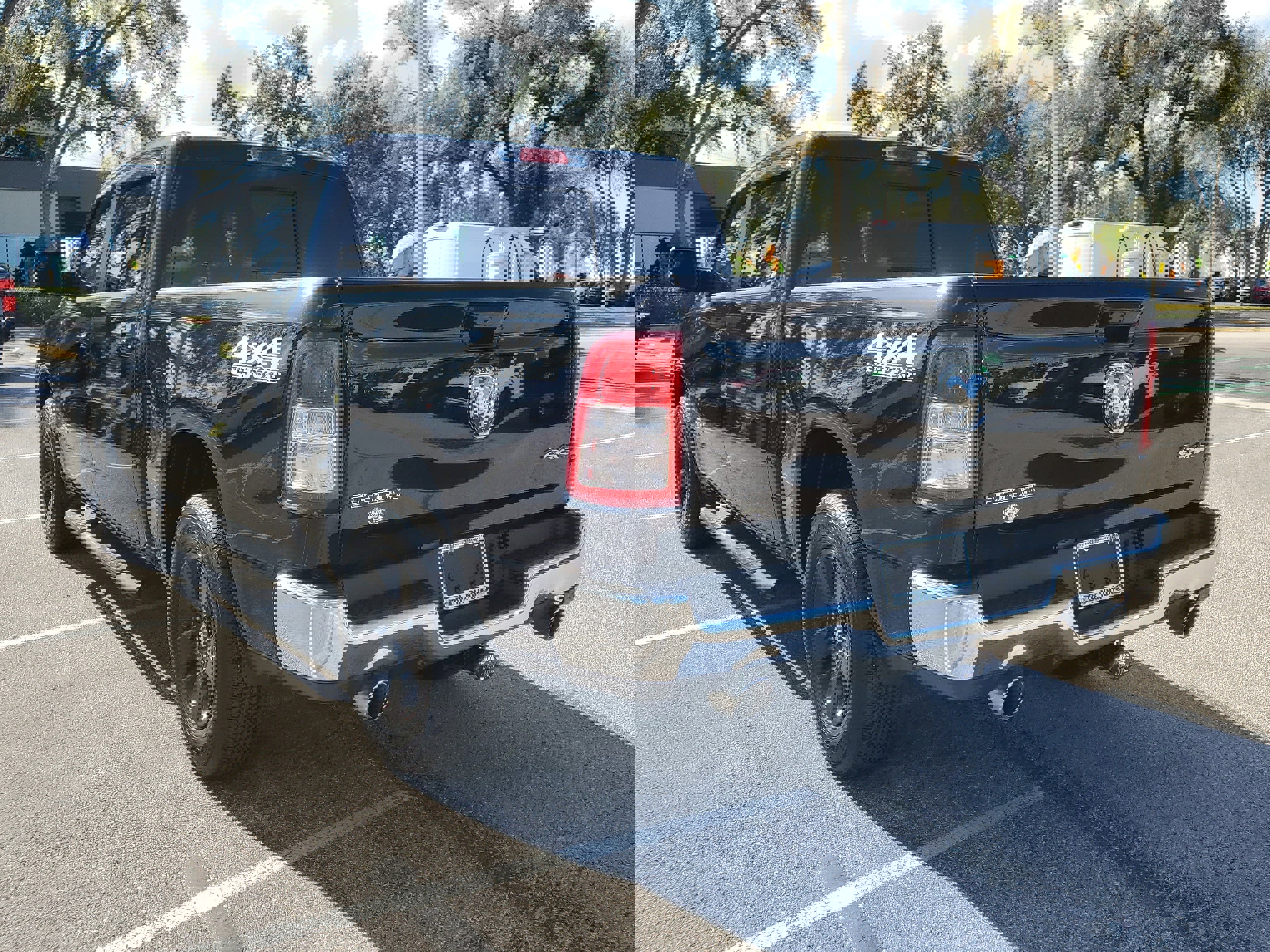 Used 2021 RAM 1500 Big Horn image 7