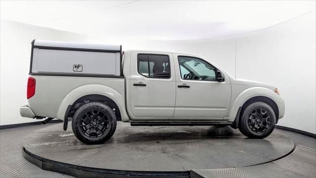 Used 2021 Nissan Frontier SV w/ Midnight Edition Floor Mats AWD/4WD image 9