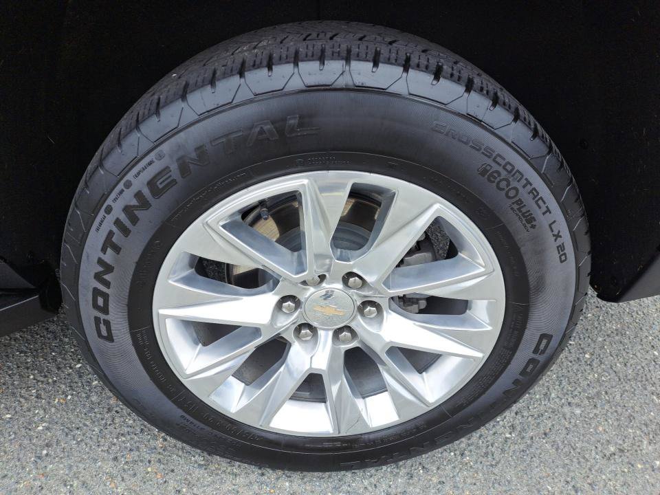 Used 2024 Chevrolet Tahoe Premier AWD/4WD image 21