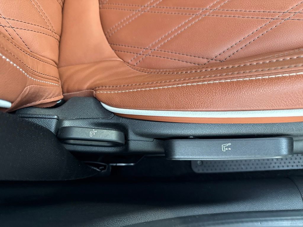 Used 2022 MINI Cooper S w/ Signature Upholstery Package image 20