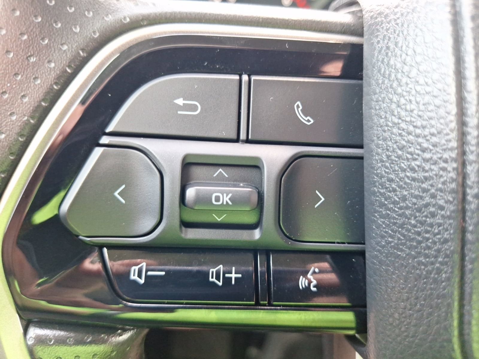 Used 2024 Toyota Tundra SR5 image 23