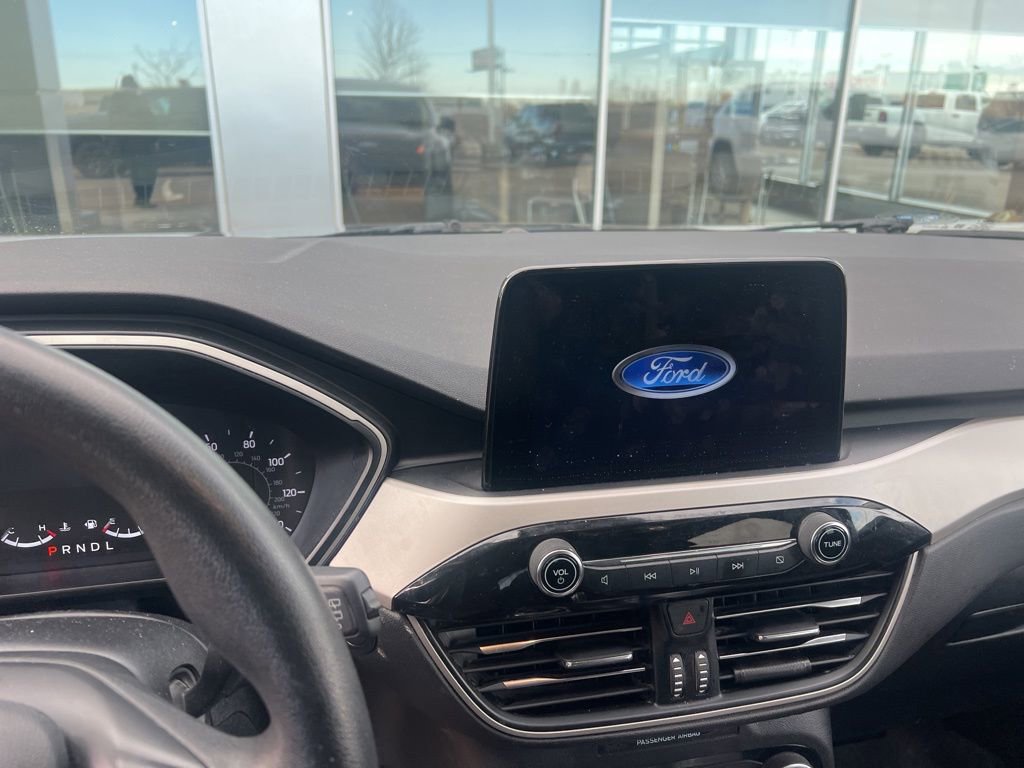 Used 2021 Ford Escape SE image 10