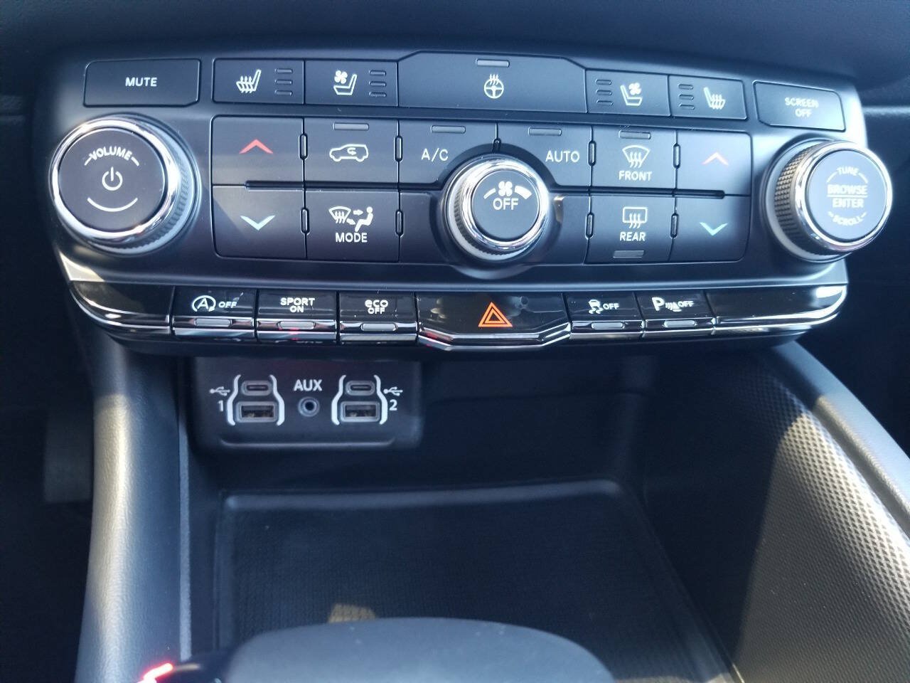 Certified 2024 Dodge Durango GT AWD/4WD image 31