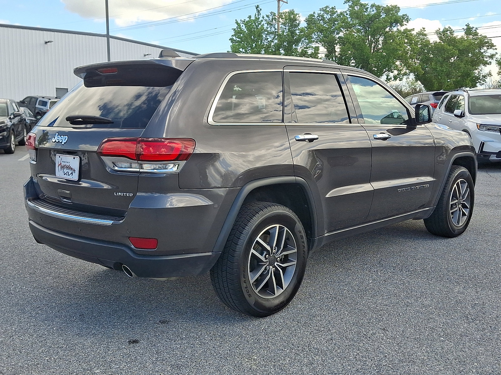 Used 2021 Jeep Grand Cherokee Limited AWD/4WD image 6