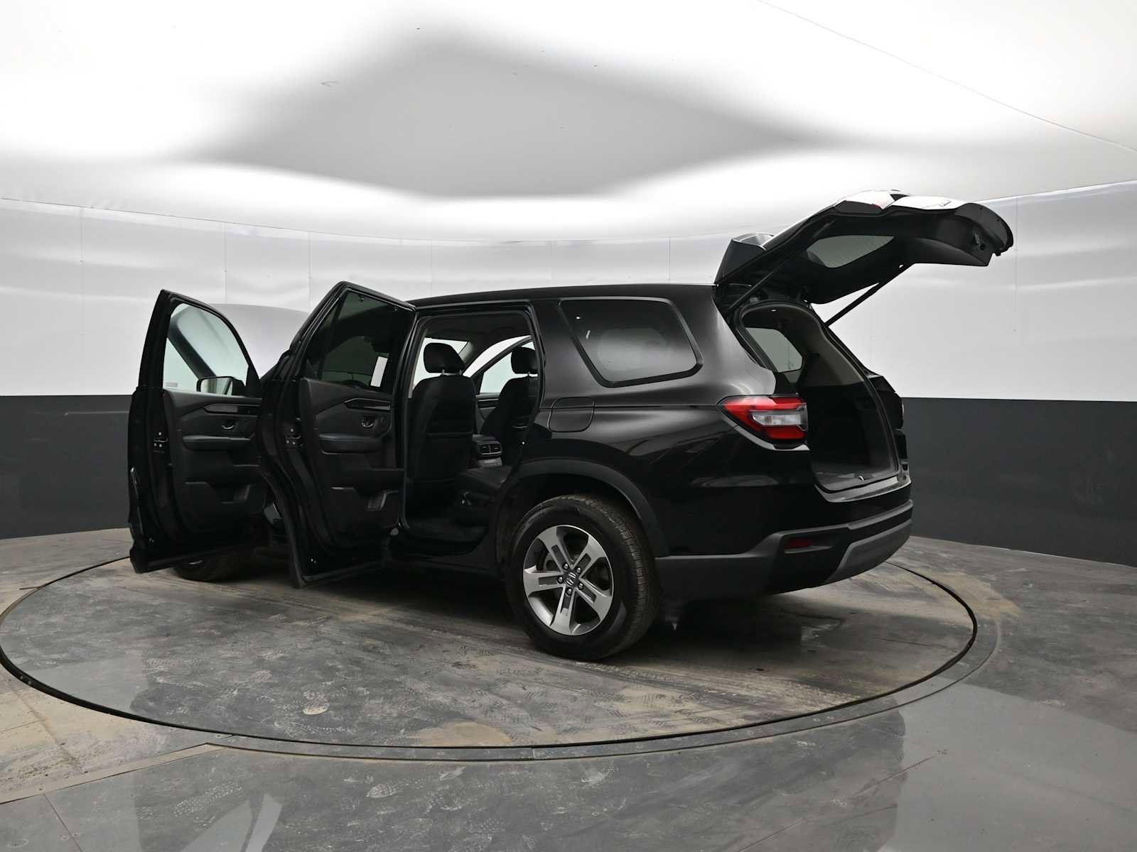 Used 2024 Honda Pilot EX-L image 41