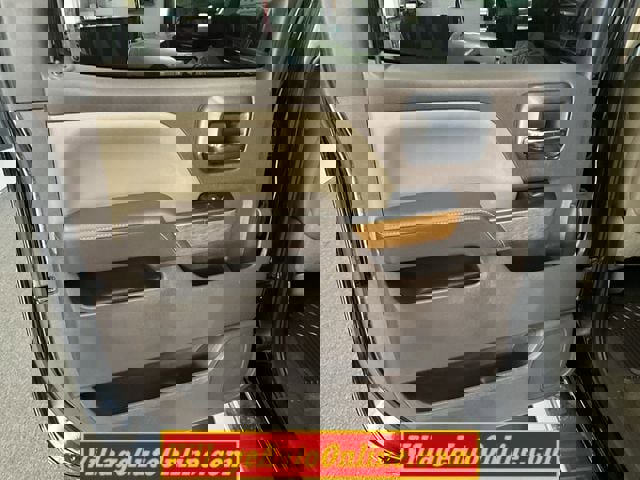 Used 2014 Chevrolet Silverado 1500 LTZ image 24