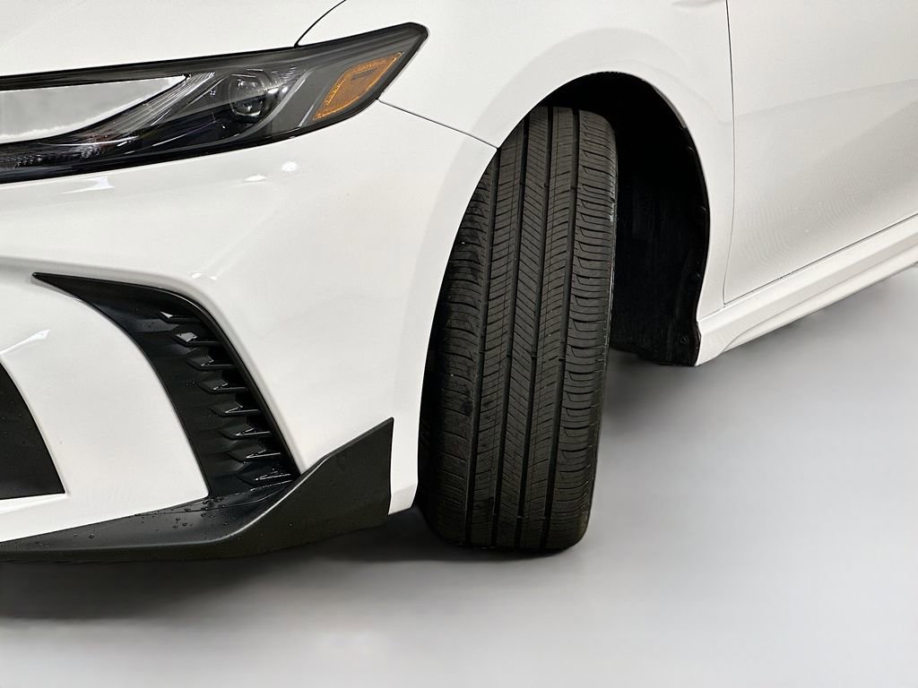 Used 2026 Toyota Camry SE image 25