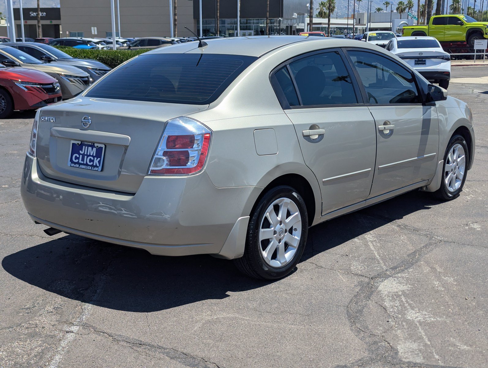 Used 2009 Nissan Sentra 2.0 S FE+ w/ Convenience Plus Pkg FWD image 2