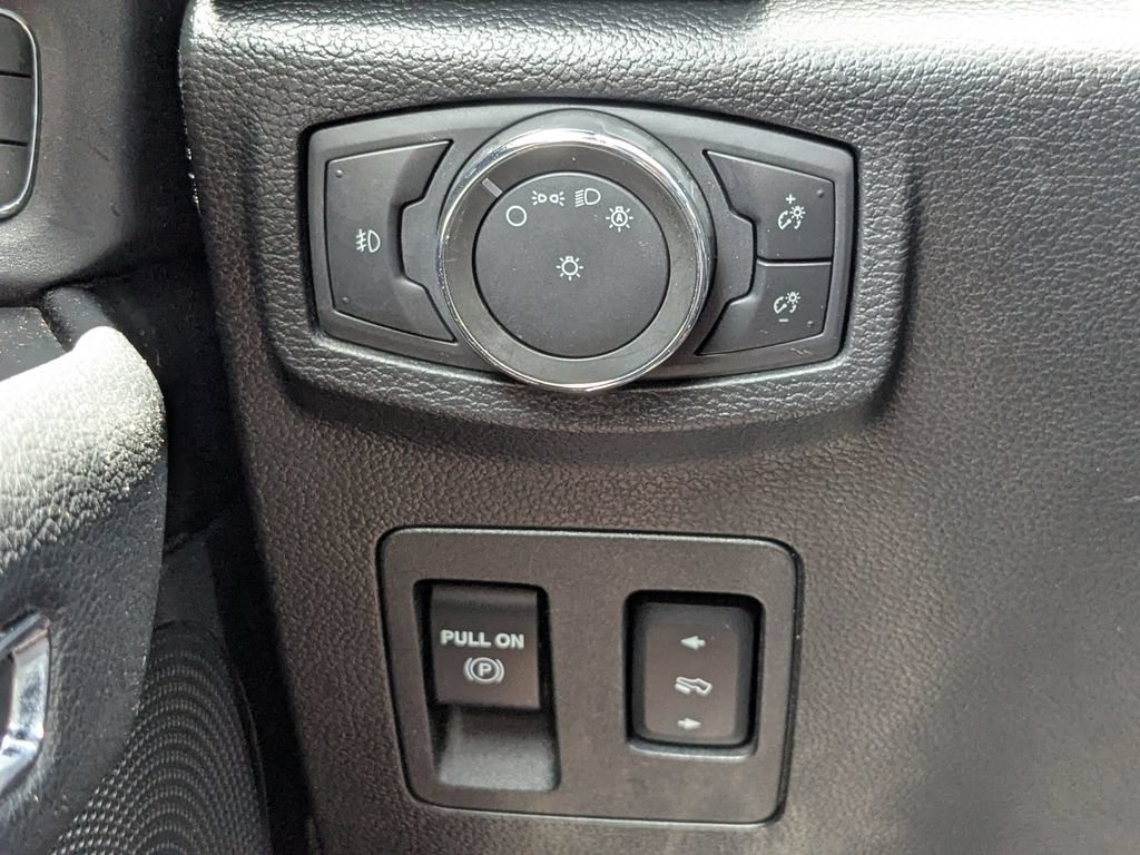 Used 2020 Ford Expedition Limited w/ Equipment Group 301A RWD image 22