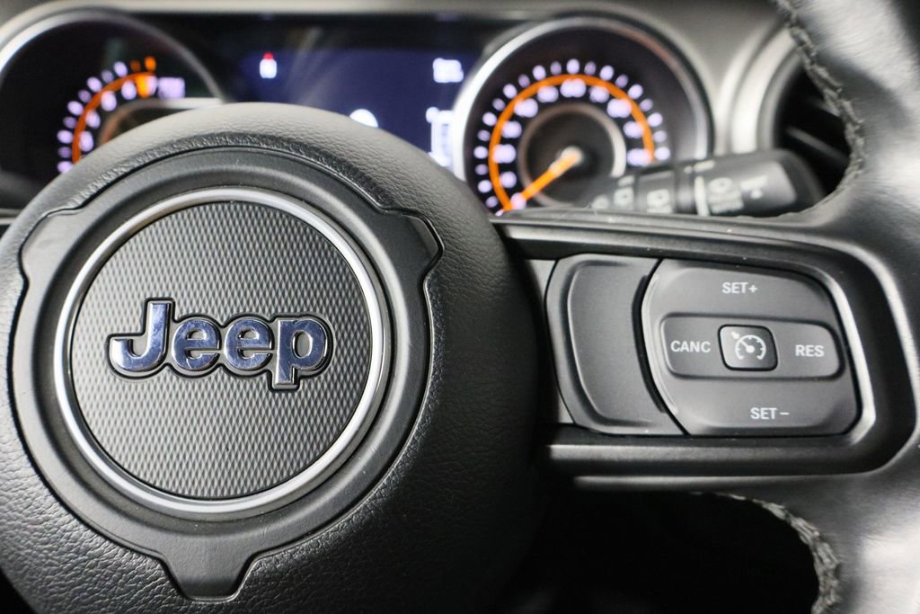 Used 2022 Jeep Wrangler Unlimited Sport w/ Sun And Sound Package image 10