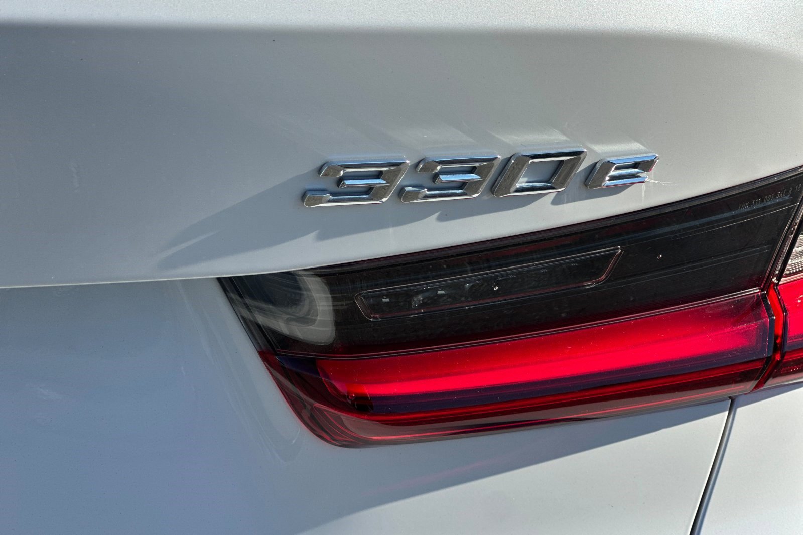 Certified 2022 BMW 330e w/ Premium Package image 37