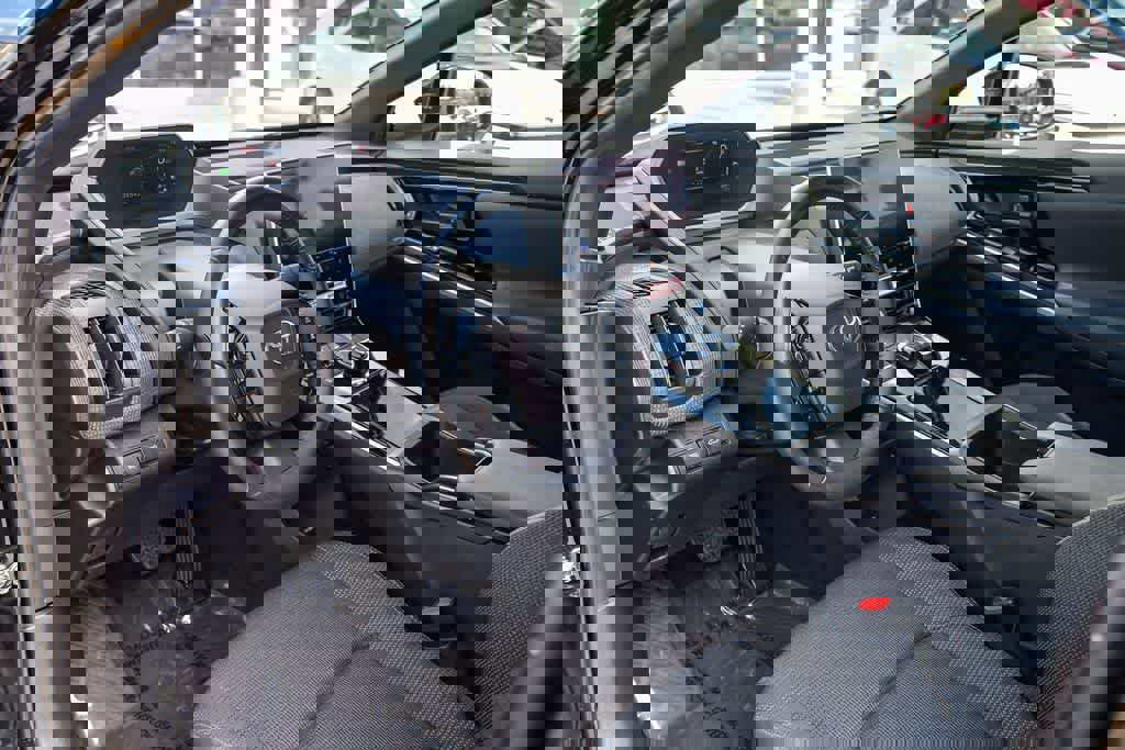 Used 2024 Toyota bZ4X XLE w/ Weather Package image 16