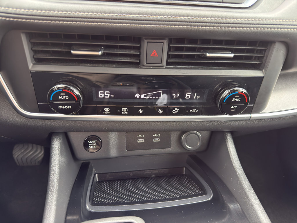 Certified 2025 Nissan Rogue SV AWD/4WD image 22