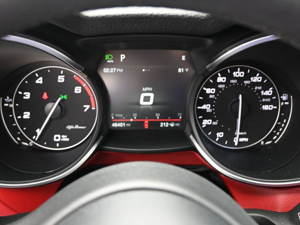 Used 2018 Alfa Romeo Stelvio Sport w/ Quick Order Package 22J Sport image 18