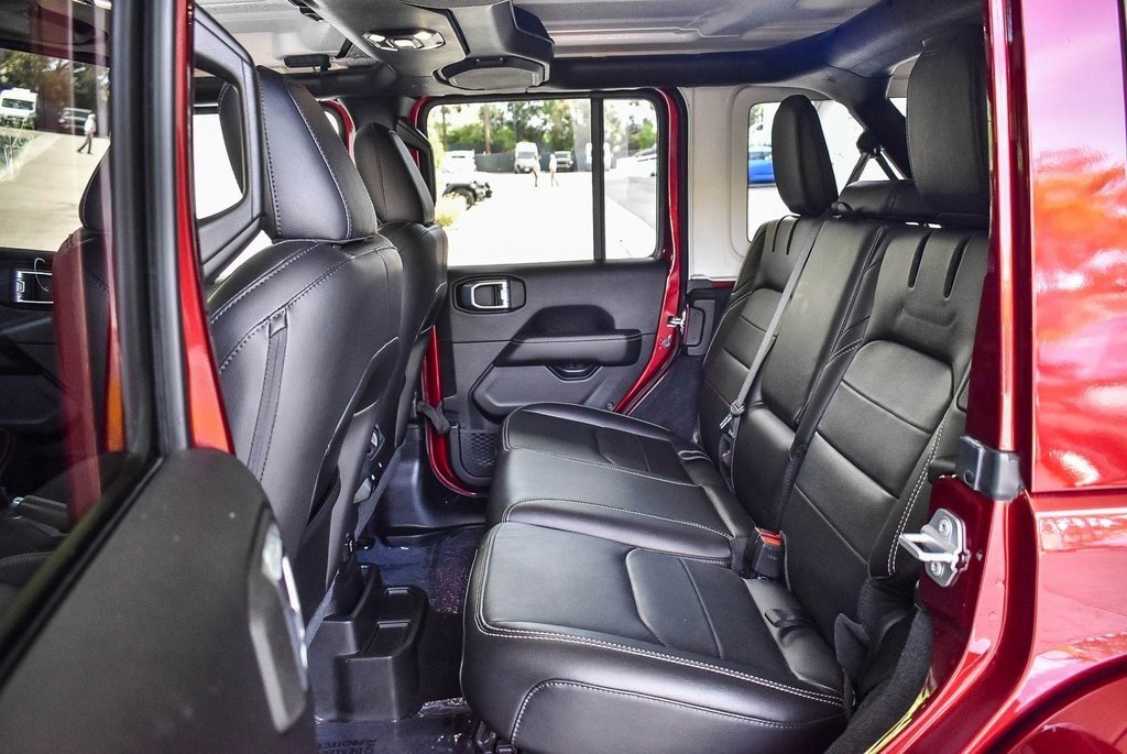 Used 2021 Jeep Wrangler Unlimited Sahara 4xe w/ Cold Weather Group image 17