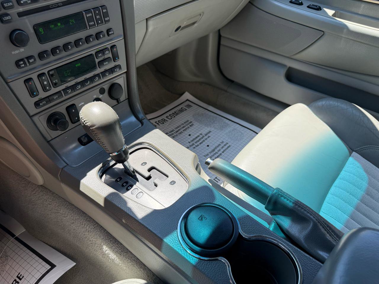 Used 2004 Ford Thunderbird Pacific Coast RWD image 9