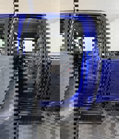 New 2026 Ford F250 Lariat w/ Black Appearance Package image 7