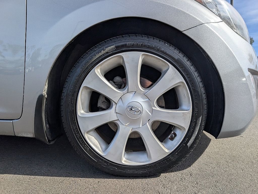 Used 2012 Hyundai Elantra Limited image 16