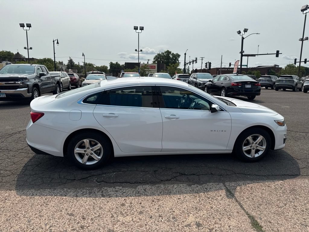 Used 2024 Chevrolet Malibu LT FWD image 10