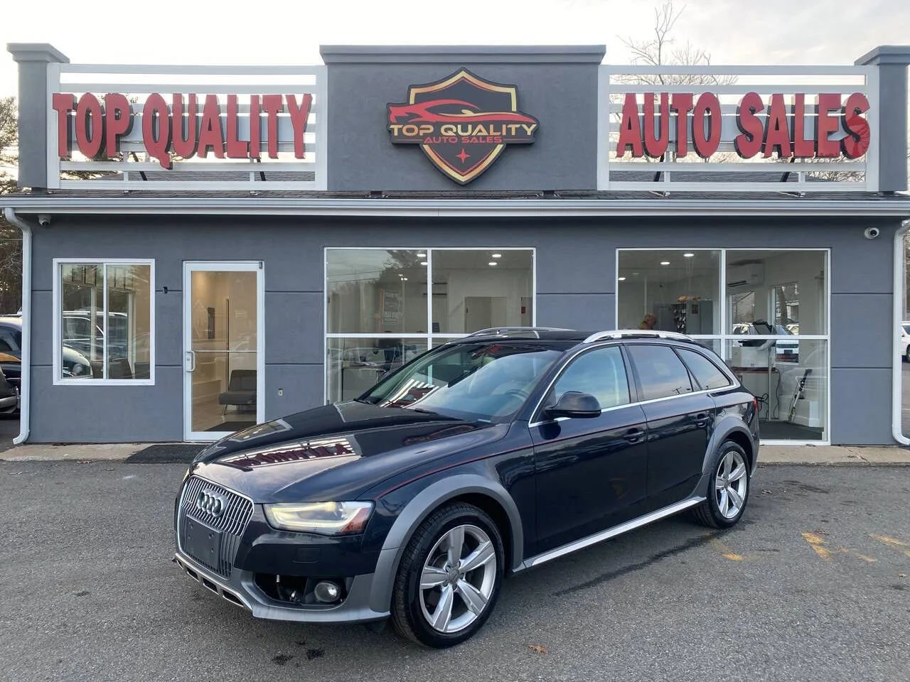 Used 2015 Audi A4 Premium Plus w/ Technology Package AWD/4WD image 1