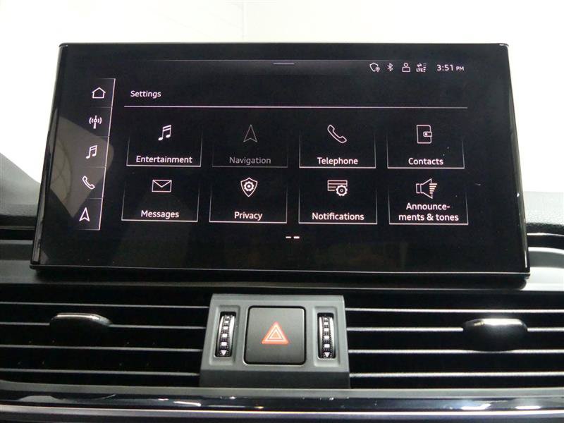Used 2021 Audi Q5 e Premium Plus w/ Premium Plus Package AWD/4WD image 44